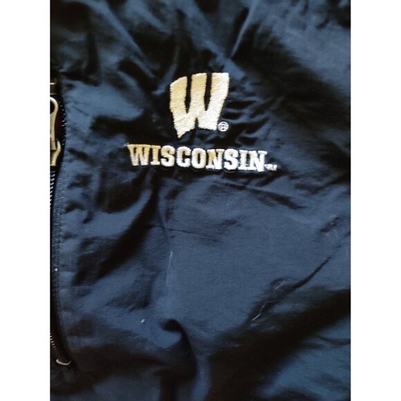 Well built jacket by Columbia, Wisconsin Badgers XL - Picture 3 of 6